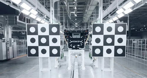 天路启航 全球首条飞行汽车量产线贯通，小鹏汇天‘陆地航母’下线开启立体交通新纪元